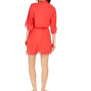 Lace Trim Short Robe